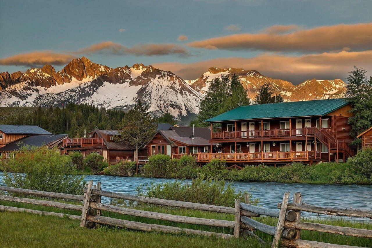 Redfish Riverside Inn Stanley Экстерьер фото